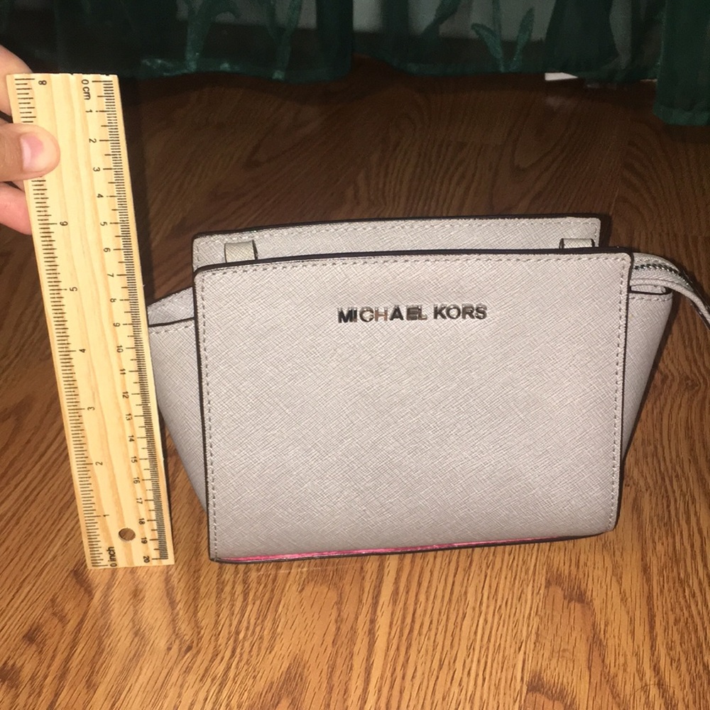 NEED GONE Mini Michael kors purse